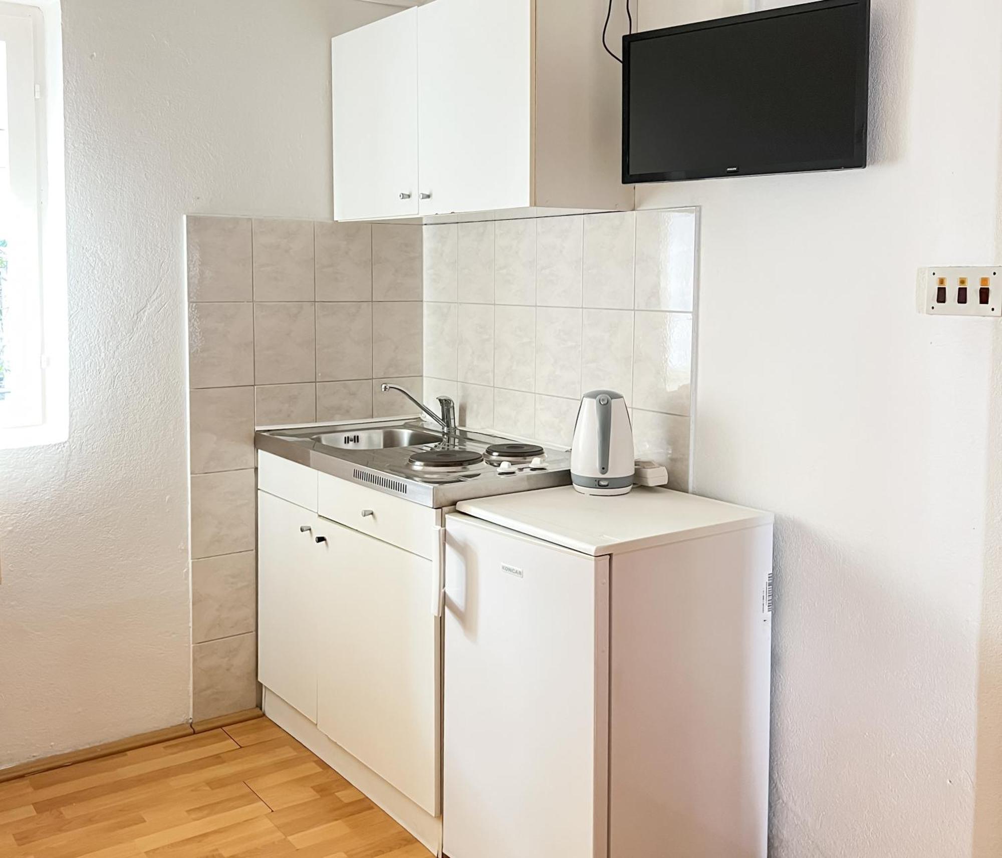 Seaside Apartments And Rooms Baska Voda Luaran gambar